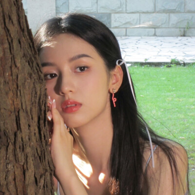 超级有生命力的周也！！！！女生头像可爱头像微信头像