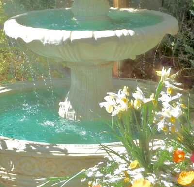 光而不耀，静水流深