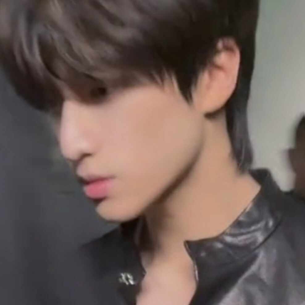 恭喜你长得有点像