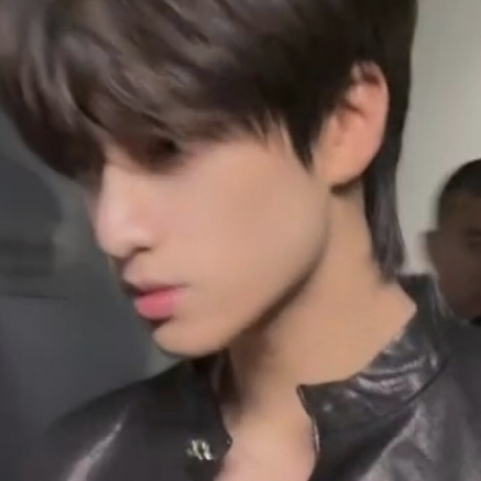 恭喜你长得有点像