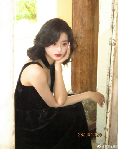 黄杨钿甜