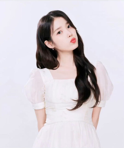 IU