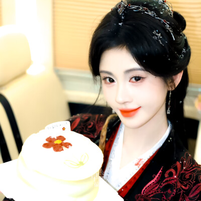 鞠婧祎
