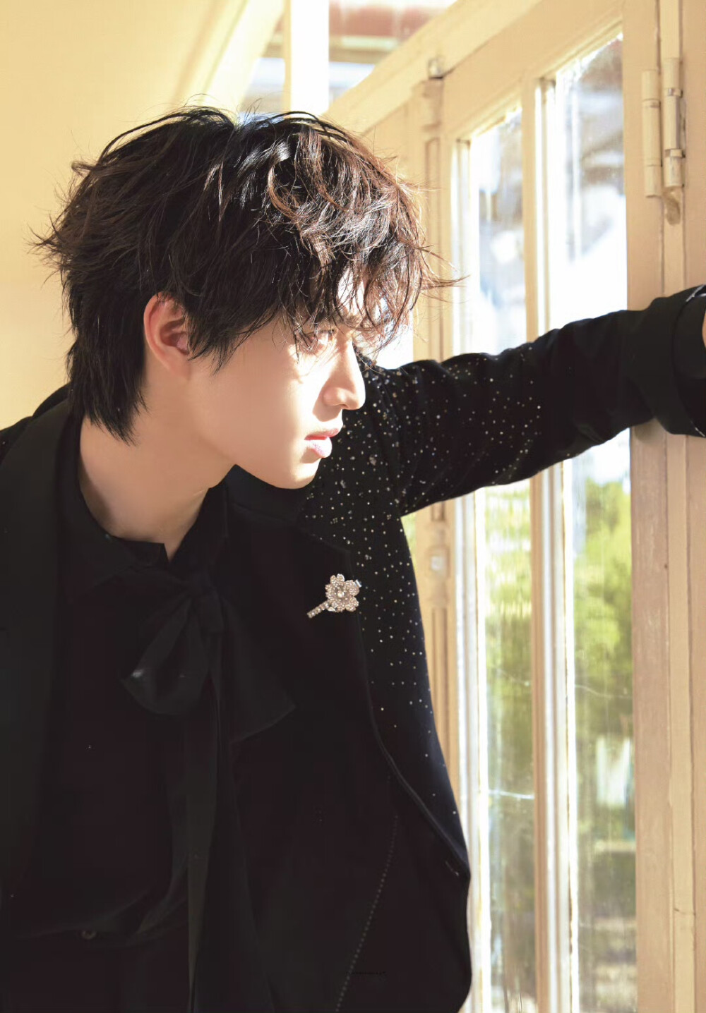 - 张康乐 。 ​​​