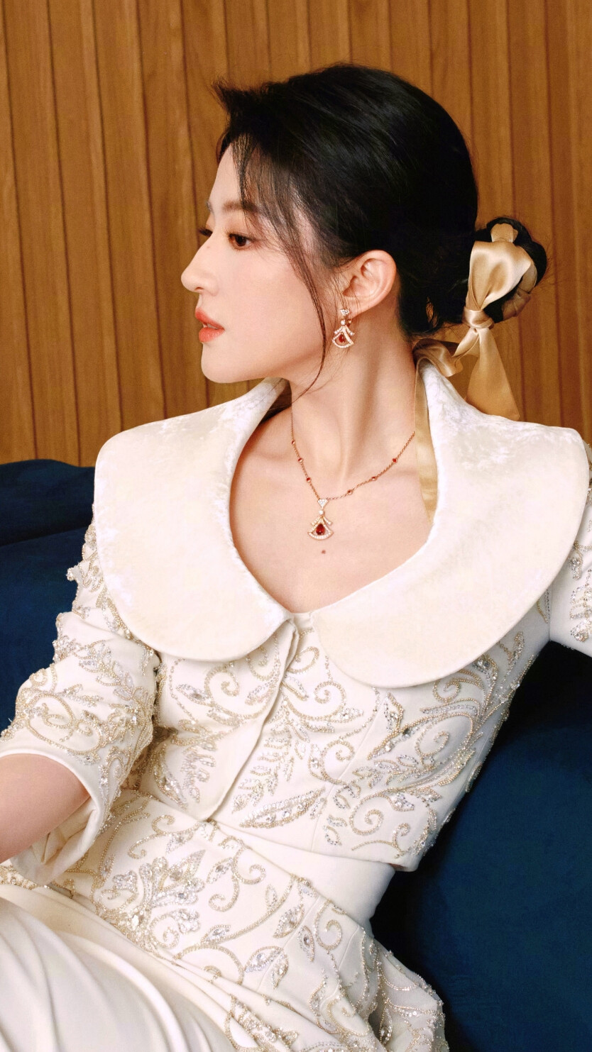 刘亦菲