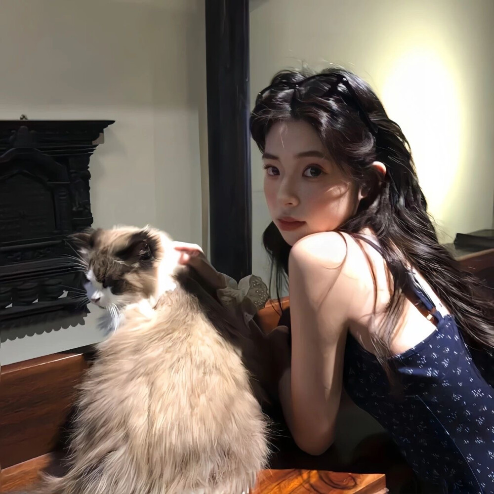 开心永驻
Mexlyyy女头
夏日
吊带
辣妹
墨镜