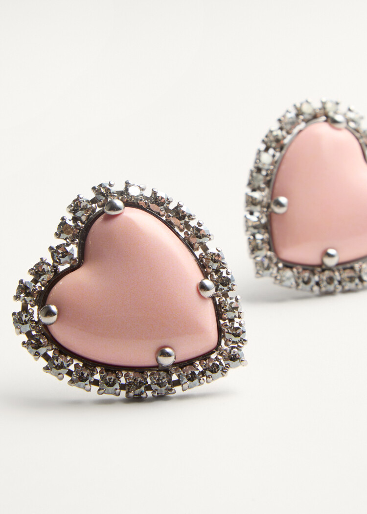 华伦天奴٩(๛ ˘ ³˘)۶♥