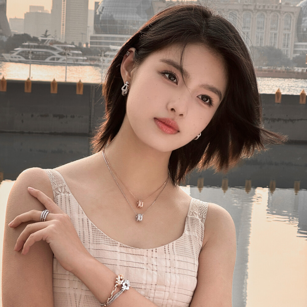 微调可二改
标°槐花源_