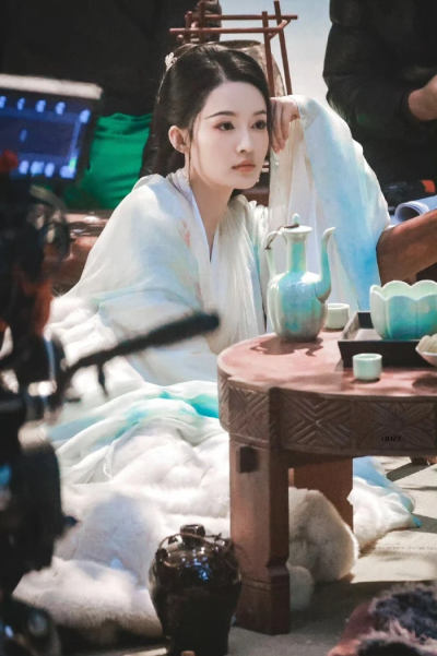 七夜雪 李沁 饰 薛紫夜