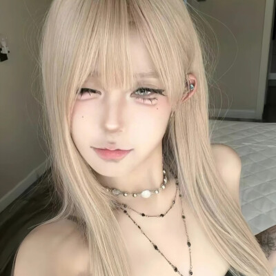 权威女头