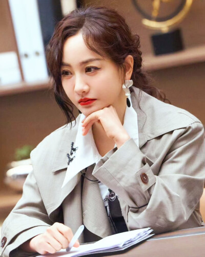 杨蓉