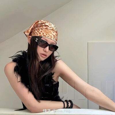 女头