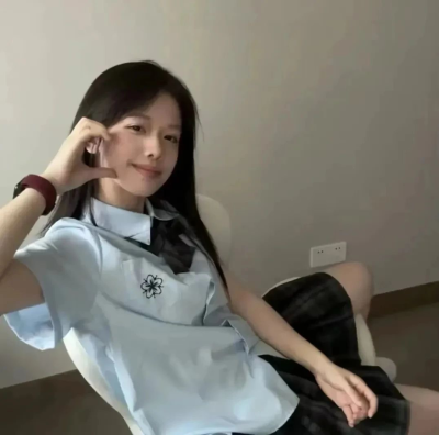 女头