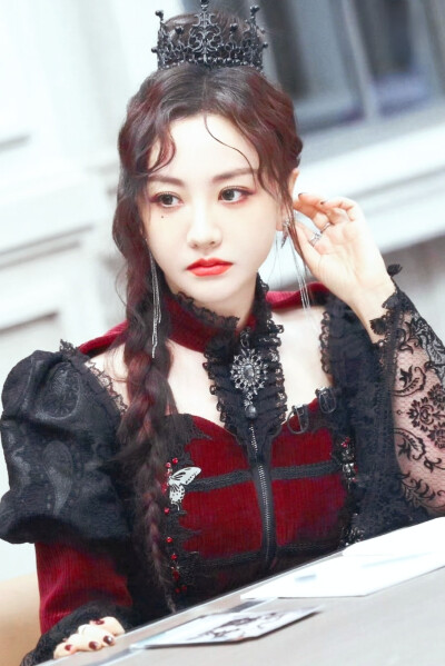 杨蓉