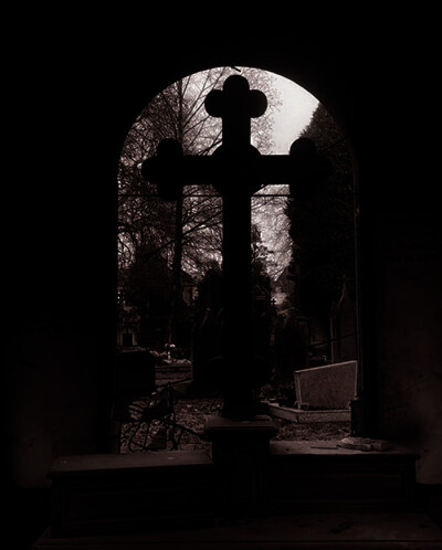 <Ubicius>...！無限追踪ㄨ代号J-001