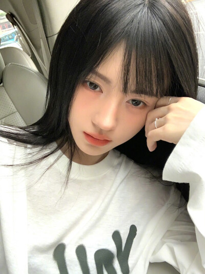 鞠婧祎