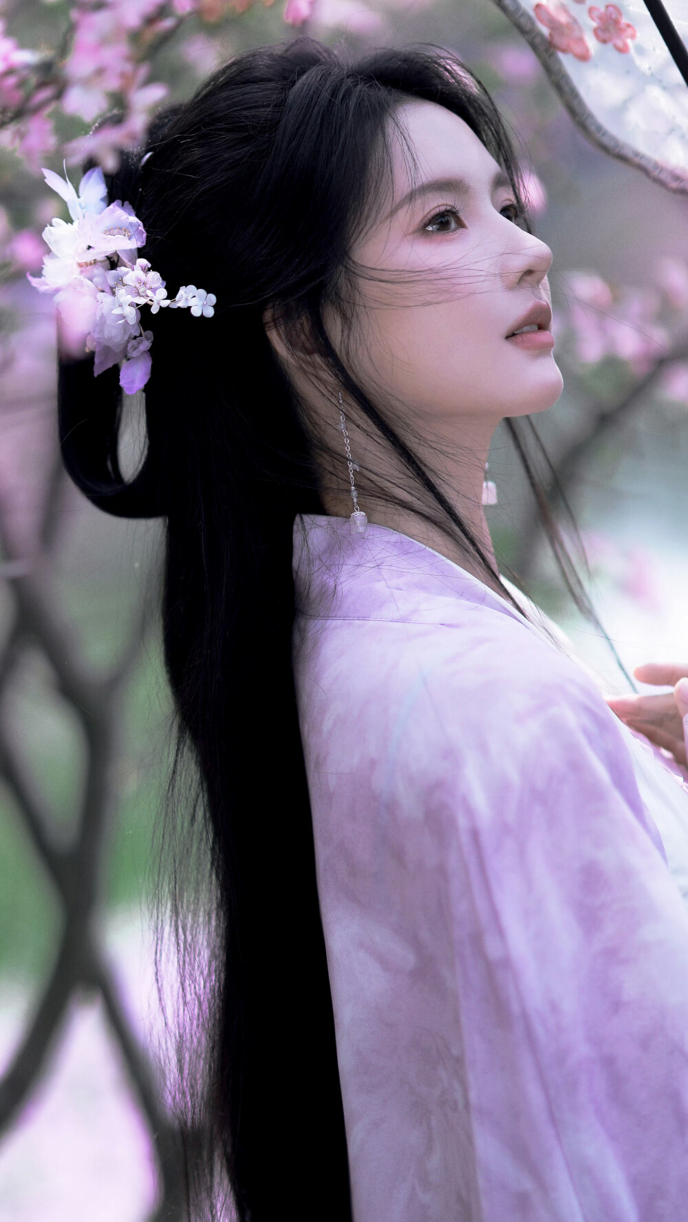 刘些宁
