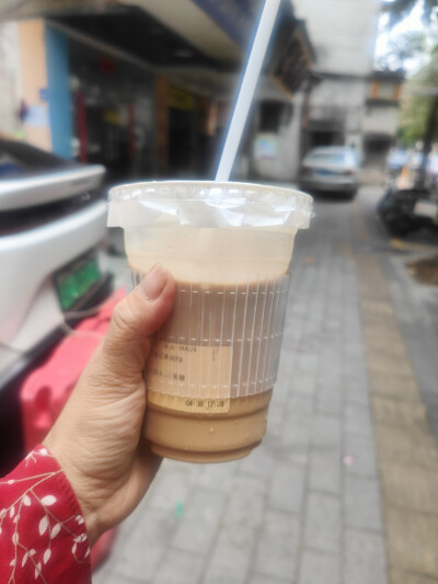 早羽咖啡奶咖