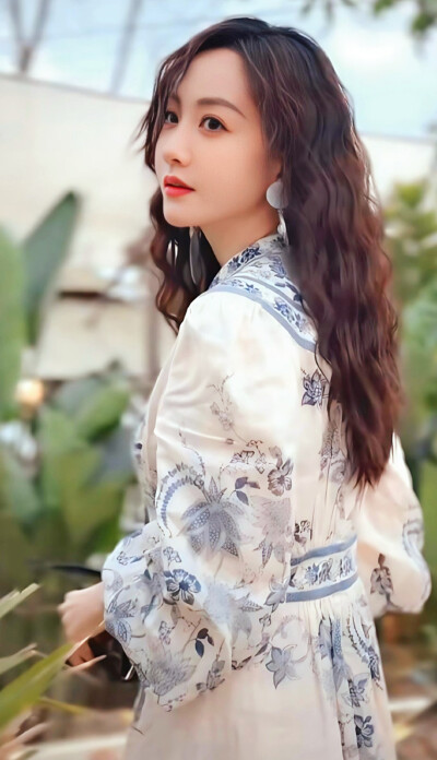 杨蓉