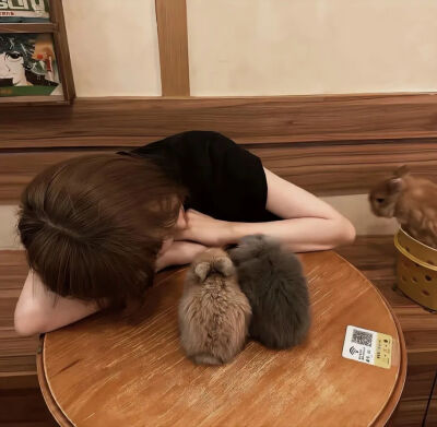 女头