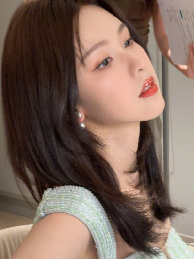 陈都灵