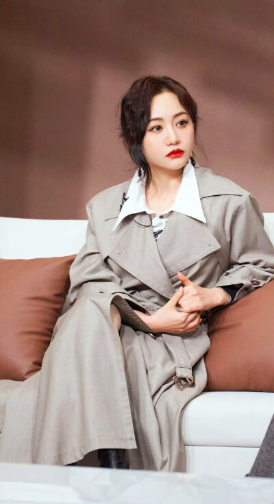 杨蓉