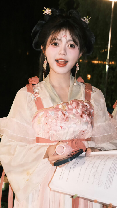 肖然心