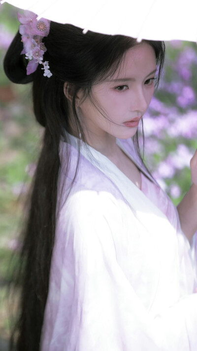 刘些宁