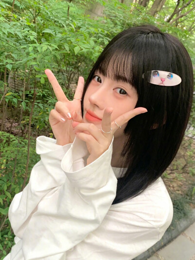 鞠婧祎