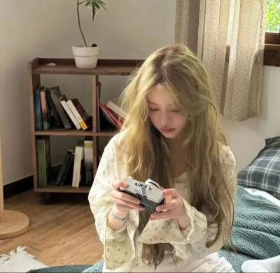 女头