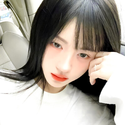 鞠婧祎