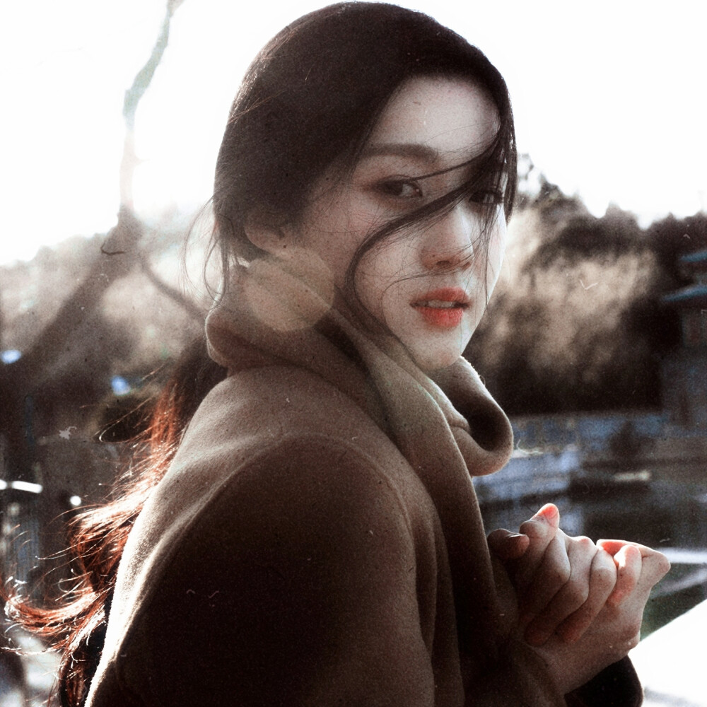 可是爱已成两刃的利剑