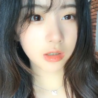 美哭了