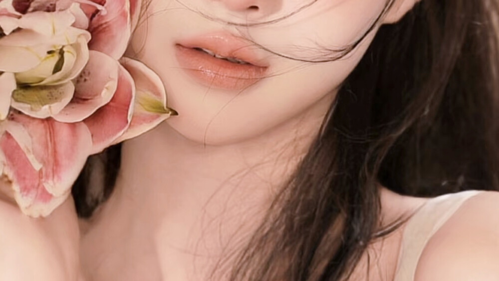 女主素材.橙光
禁二传，可二改
使用请标注:莫小言
礼貌拿图
侵删（原图来源网络）