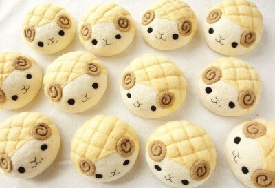 ⁽¯꒳¯⁾⋆☘︎