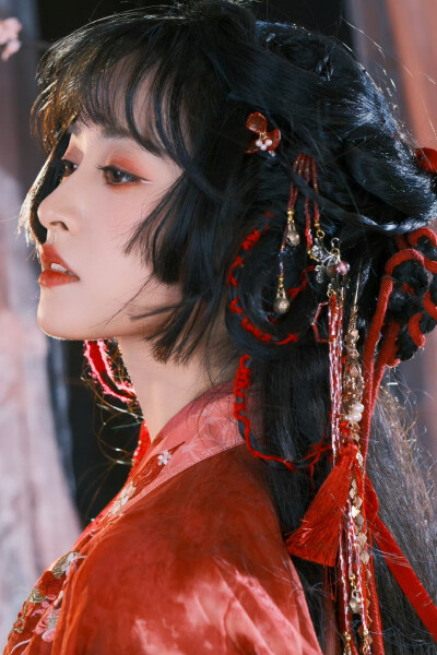 沈月