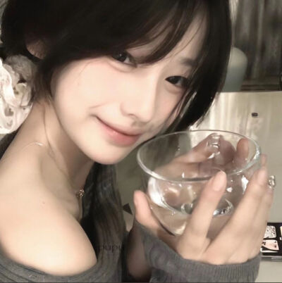 氛围感女生头像