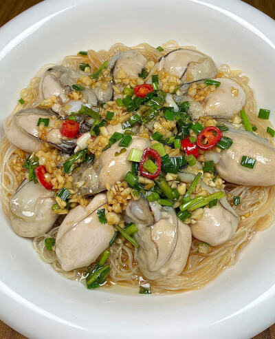 【粉丝蒸海蛎】