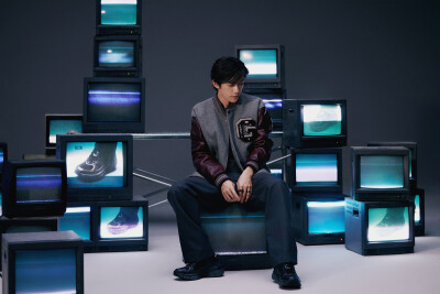 易烊千玺 X Golden goose