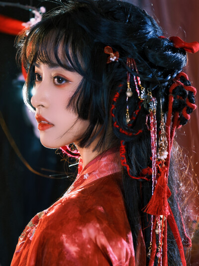 沈月