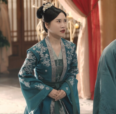 侯府夫人不好当