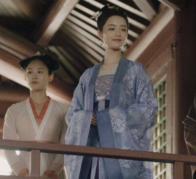 侯府夫人不好当