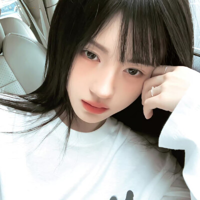 鞠婧祎