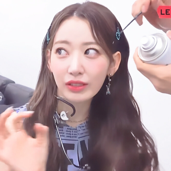 小櫻花¹
二改自耀喝牛奶。