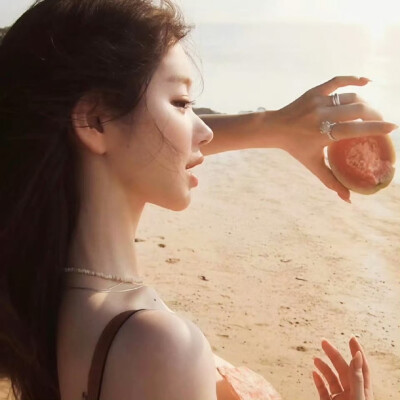 女头