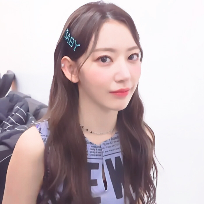 小櫻花²
二改自耀喝牛奶。