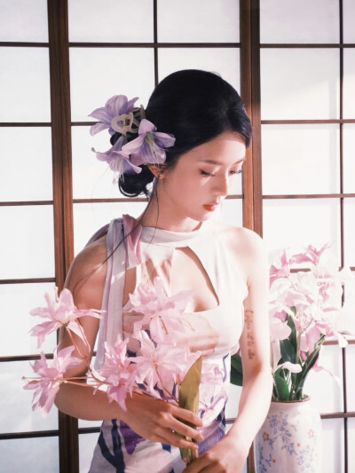 女头