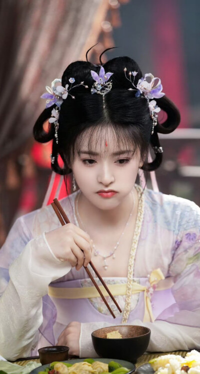 沈月《淮水竹亭》东方秦兰