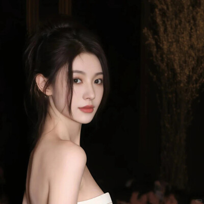 女头