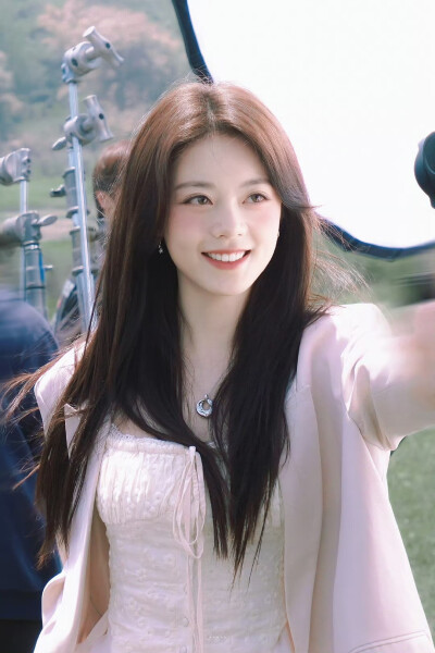 赵今麦